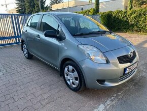 TOYOTA YARIS 1.0i 51kw - 1