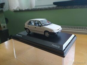 Model Škoda Felicia biela 1:43 - 1