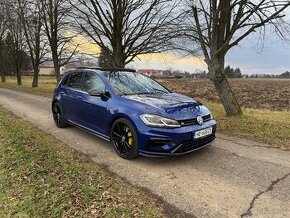 Volkswagen Golf R 2.0TSI 4Motion