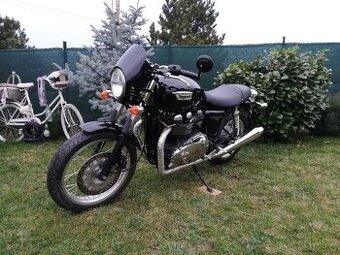 TRIUMPH THRUXTON 900 EFI