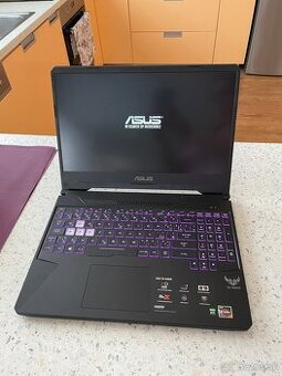 ASUS TUF herný notebook