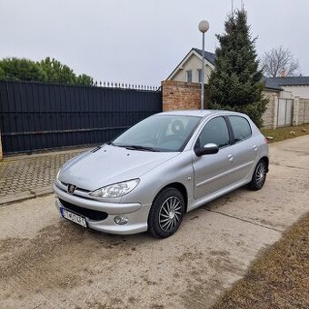 Peugeot 206 1.4i r.2006