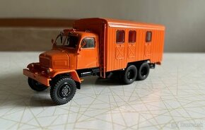 Praga V3S oranžová skriňa 1:43 Aist