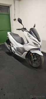 Honda pcx 125