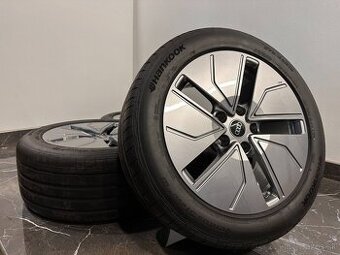 original audi e-tron GT etron r19 5x130 4J3601025B