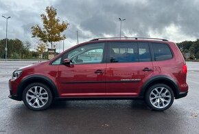 Volkswagen Touran Cross 2.0 TDi