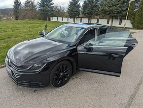 VOLKSWAGEN ARTEON r.2020 110kw 6st manual