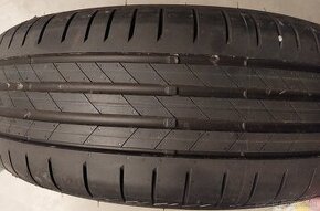 Bridgestone Turanza T005 205/60 R17 ako nove