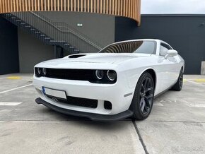 Predám Dodge Challenger 5.7 Hemi V8 2019