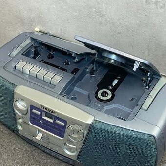 Sony STEREO prenosné rádio Boombox sieť aj Baterky