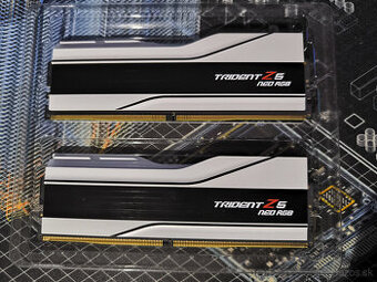 G.Skill Trident Z5 Neo RGB 6400 CL32 32GB (2x16GB) AMD EXPO - 1