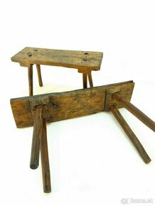 Staré dubové stolčeky - drevený stolček - old wooden stool