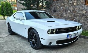 Predám Dodge Challenger GT 3.6 V6 4x4 2018