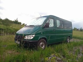 Predám Mercedes Sprinter 2,2 cdi 9 miest M1