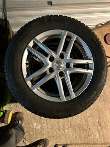 Zimne pneumatiky 215/60 R16 Continental