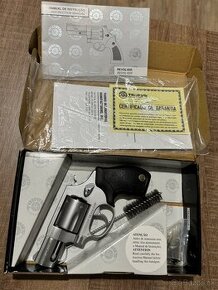 Revolver Taurus Ultra Lite 38 Special