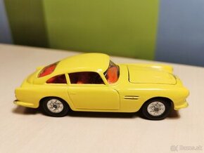 Corgi toys Aston Martin DB 4