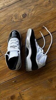 Air Jordan 11 Retro