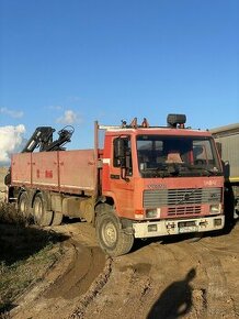 Volvo FL12 valník s hydraulickou rukou - 1