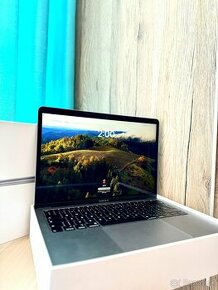 Predám MacBook Air 13,3”, 8/128gb, 273Cyklov,TOP STAV