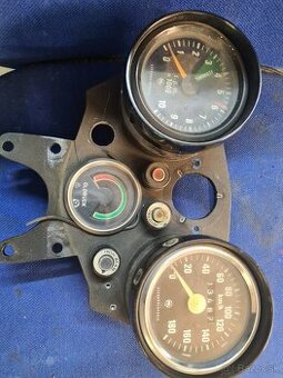 Otáčkomer a tachometer jawa 350/638