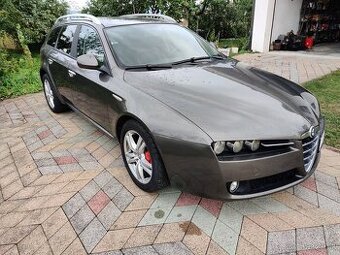 Alfa Romeo 159 SW facelift 1.9JTD 110KW 6q m/t