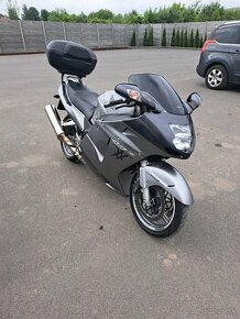 Predám Honda CBR 1100XX, rok 2006,posledný model, naj.73000