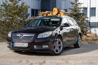 Opel Insignia ST 118kW - 1