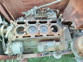 Motor multicar M25