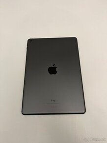 iPad 10.2" Wi-Fi 64GB Kozmický sivý (2021) + príslušenstvo