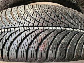 215/60r17 celoročné 2 ks GOODYEAR dezén 6,8 mm DOT2018