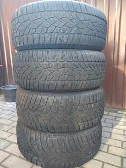 Zimné pneumatiky 235/40 R19