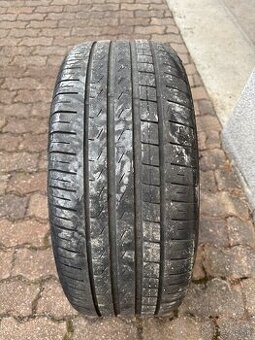 Pirelli Cinturato P7 235/40 R19