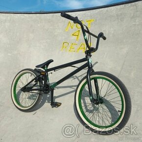 Bmx zn. UNITTED