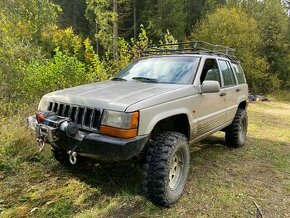 Predam jeep grand cherokee zj 5,2 V8 - 1