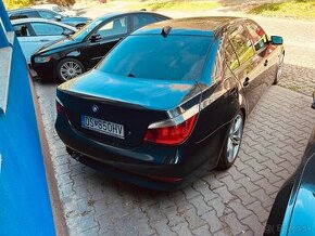 BMW E60 530D manuál