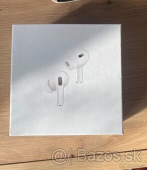 Apple AirPods Pro (2. generácie)