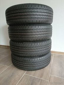 215/60 R17 Continental