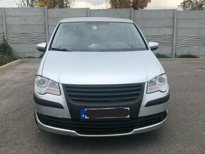 Volkswagen Touran 1.9 TDI 77KW - 1