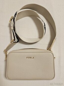 Predám Furla crossbody kabelku.