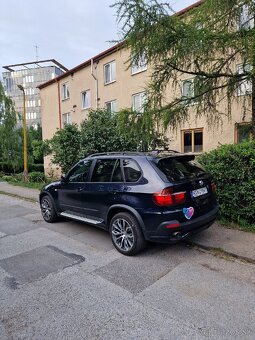 Luxus, elegancia a štýl za pár drobných