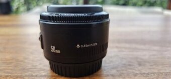 Canon EF 50mm f/1.8 STM

 - 1