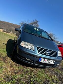 Volkswagen Sharan 1.9 TDI - 1