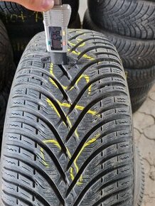 215/65R16 Kleber