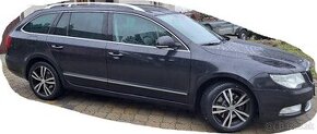 Škoda Superb Combi 2,0 TDi-výborný stav vozidla