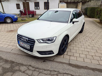 Audi A3 Sportback kup.v SR,komplet značkový servis