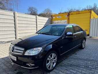 Mercedes C280 4Matic Sedan 170kw Benzín + LPG