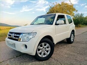 Mitsubishi Pajero 3.2 DID MODEL 2013 FECLIFT