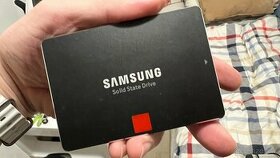 SSD Samsung 850 Pro - 256 GB - 1