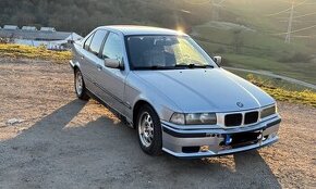 Predam bmw e36 323i